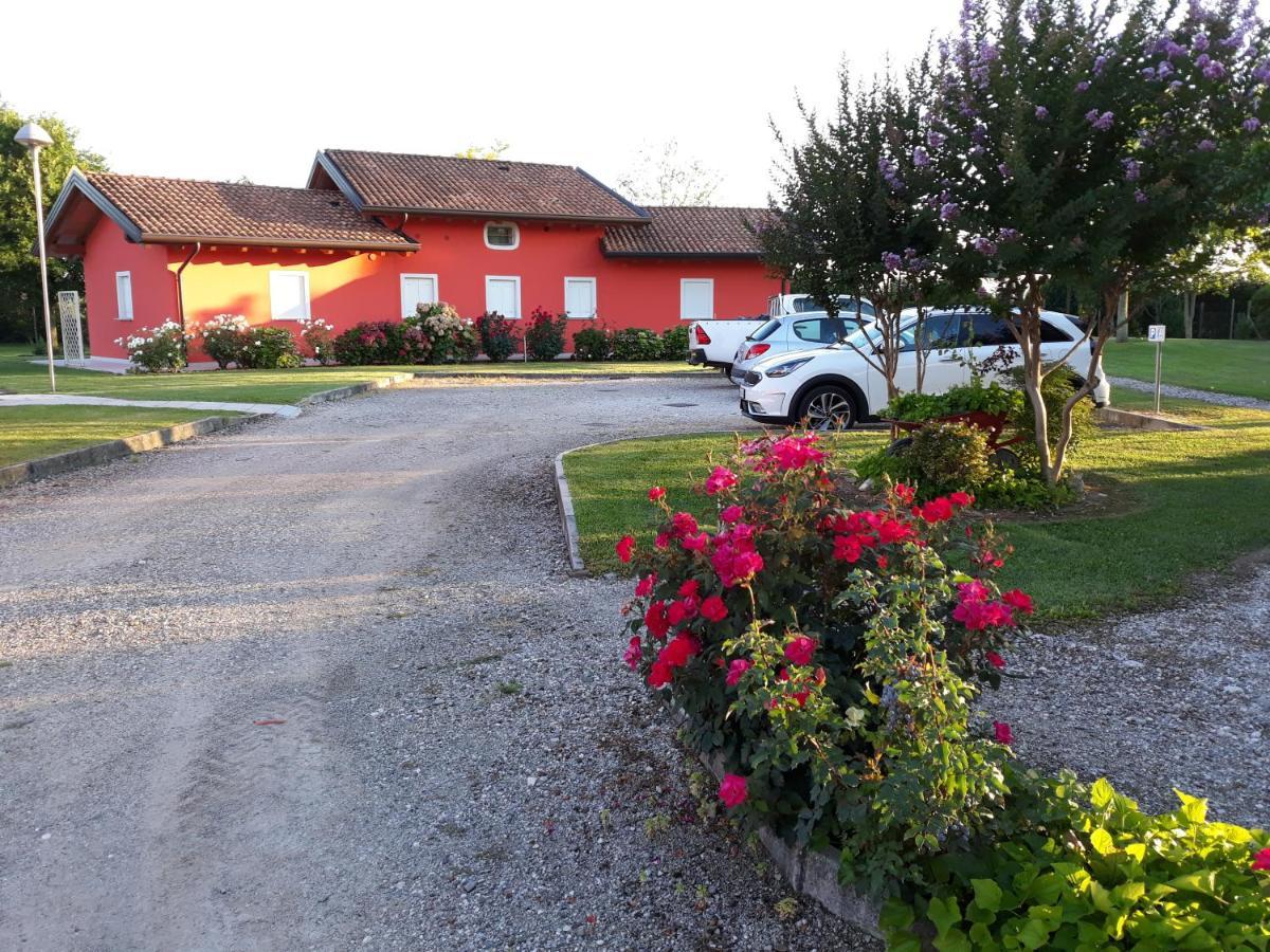 Dogana Vecchia - Hotel & Residence B&B Ristorante & Pizzeria Trivignano Udinese Eksteriør bilde